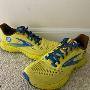 Women’s Brooks Launch 8 running shoes